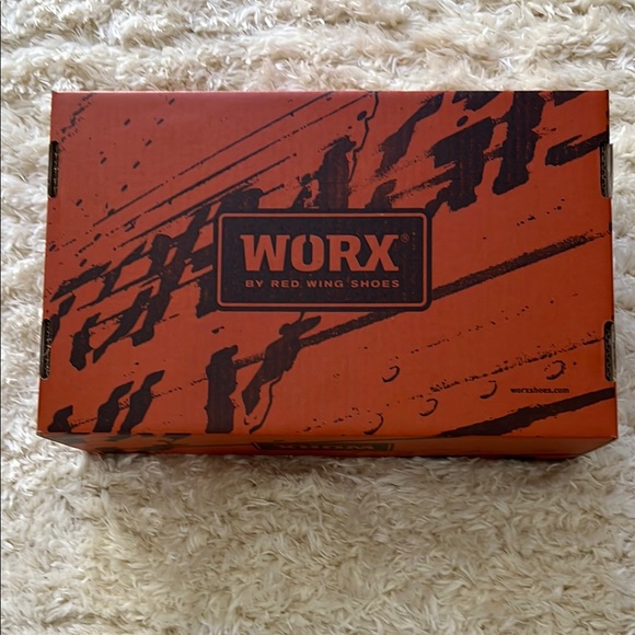 Red Wing Steel Toe Slip Resistant Work Boots Shoes Brown - Picture 3 of 16